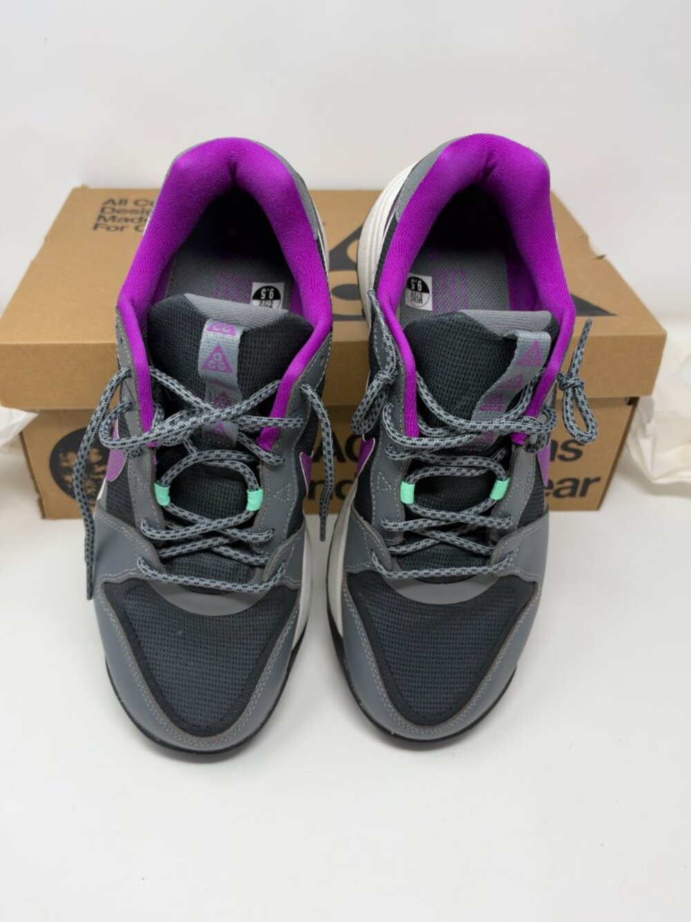 Nike ACG Lowcate Smoke Grey Purple Trail Shoes Mens 9.5 Womens 11 DX2256-002 Box